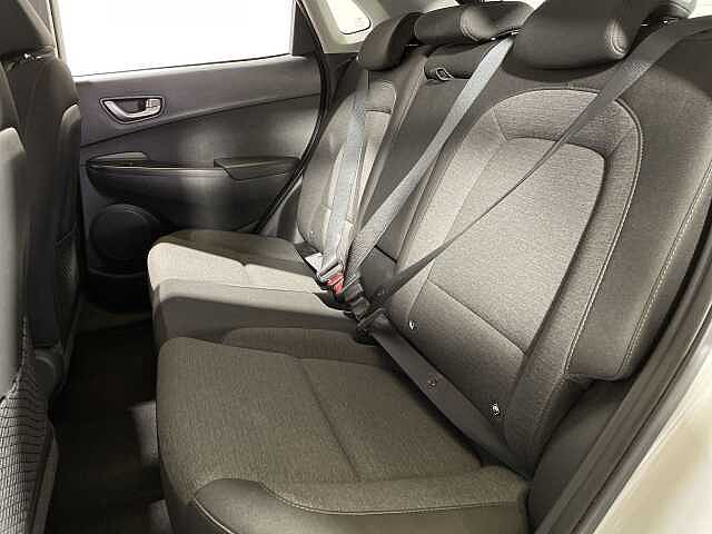 Hyundai KONA 100kW SE Connect 39kWh 5dr Auto
