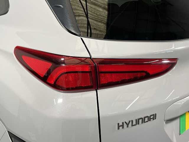 Hyundai Kona 150kW Premium 64kWh 5dr Auto