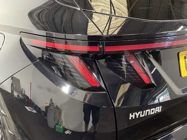 Hyundai TUCSON 1.6T Hybrid N Line 5dr Auto Black