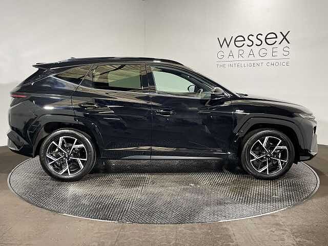 Hyundai TUCSON 1.6T Hybrid N Line 5dr Auto Black