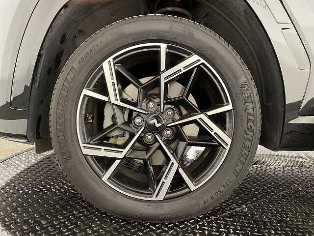 Hyundai TUCSON 1.6T Hybrid N Line 5dr Auto Black