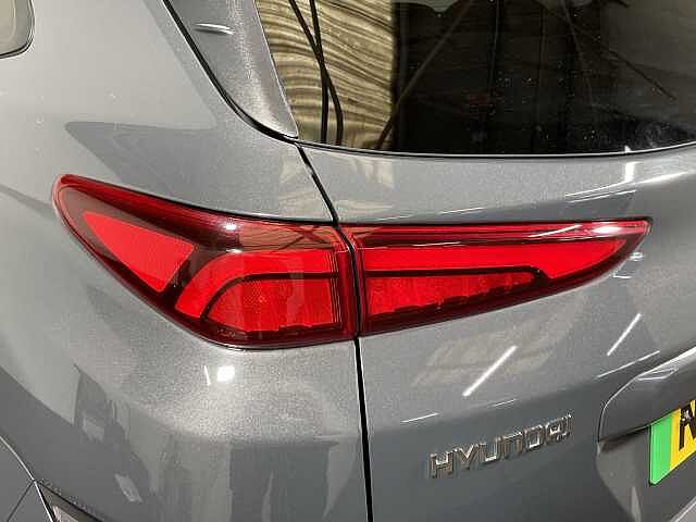 Hyundai KONA 100kW Premium 39kWh 5dr Auto