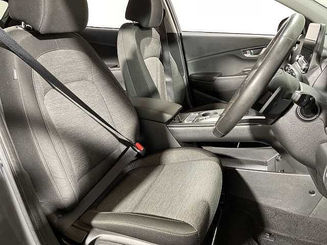 Hyundai KONA 100kW Premium 39kWh 5dr Auto