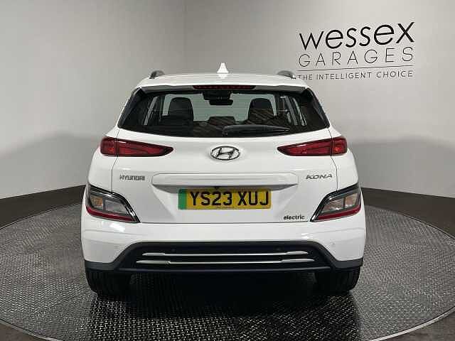 Hyundai KONA 100kW SE Connect 39kWh 5dr Auto
