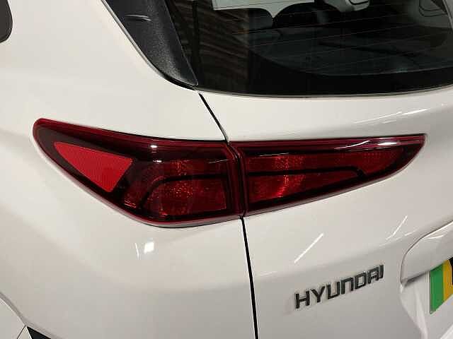 Hyundai KONA 100kW SE Connect 39kWh 5dr Auto