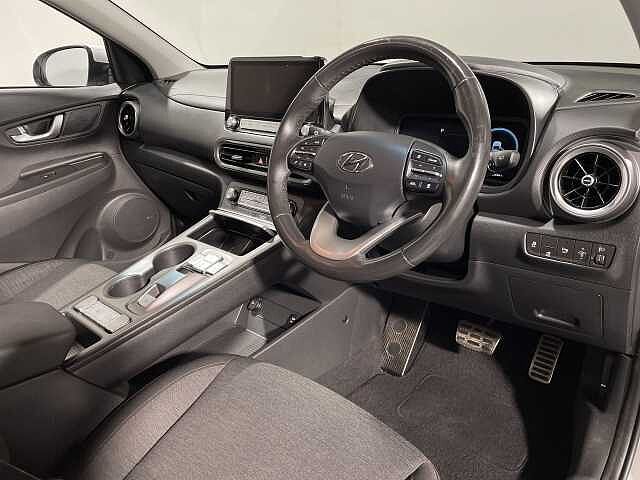 Hyundai KONA 100kW SE Connect 39kWh 5dr Auto