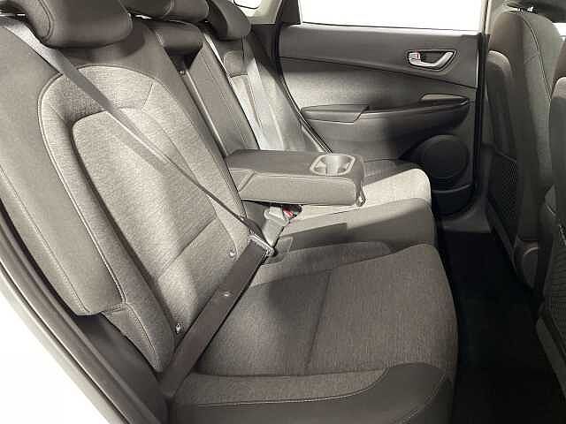 Hyundai KONA 100kW SE Connect 39kWh 5dr Auto