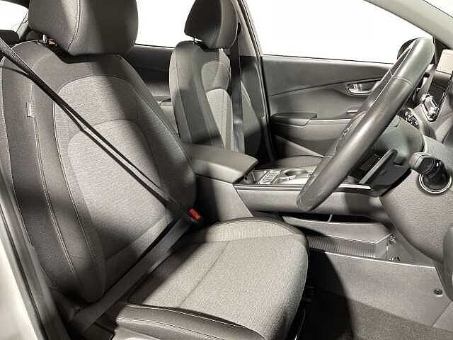 Hyundai KONA 100kW SE Connect 39kWh 5dr Auto