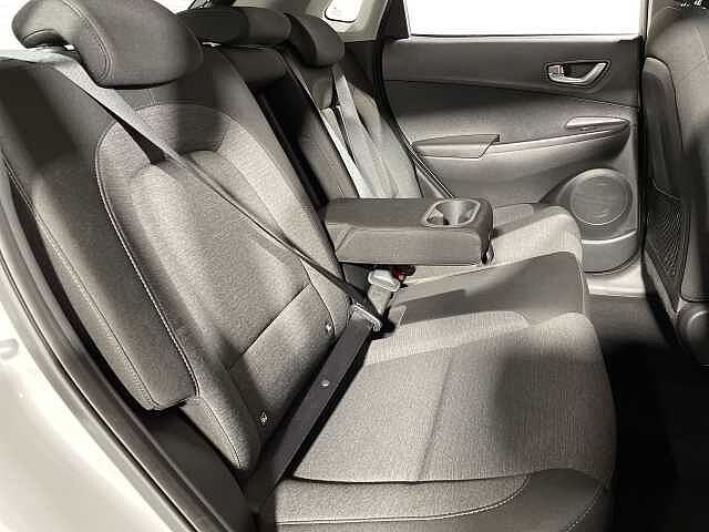 Hyundai KONA 100kW SE Connect 39kWh 5dr Auto