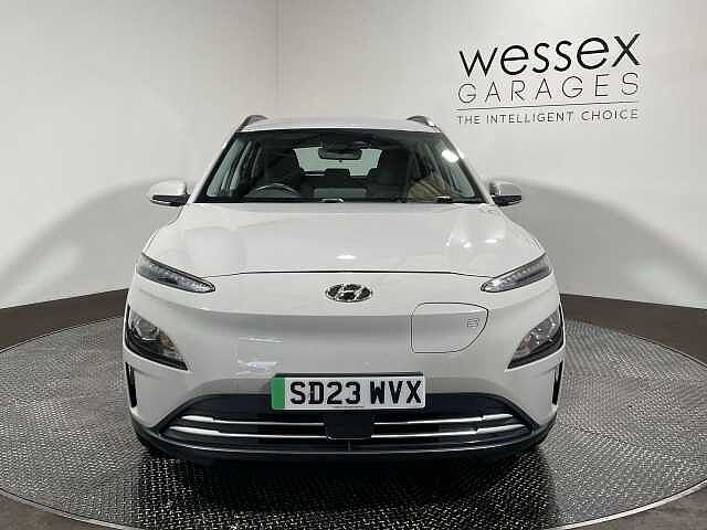Hyundai KONA 100kW SE Connect 39kWh 5dr Auto
