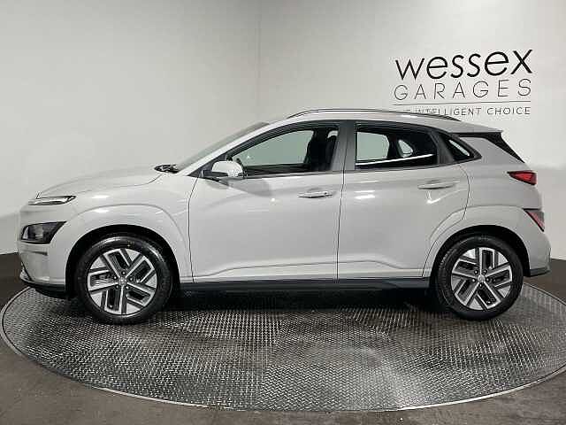 Hyundai KONA 100kW SE Connect 39kWh 5dr Auto